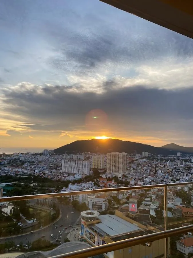 The Song- Can Ho Du Lich 5Sao- Free Ho Boi- Gan Bien - Luxyry Palm Home Vung Tau Apartment