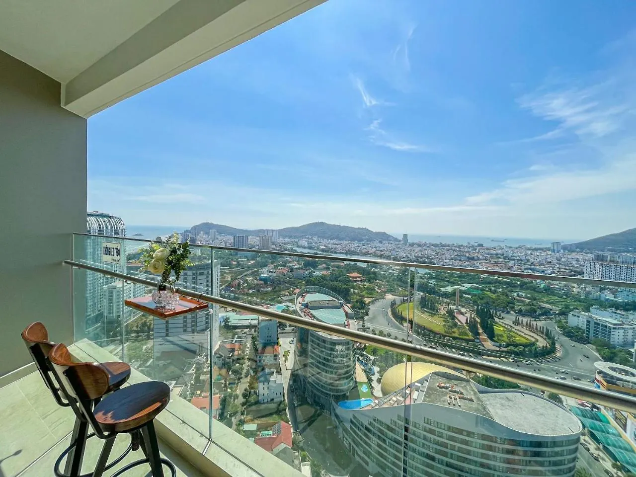 Apartment The Song- Can Ho Du Lich 5Sao- Free Ho Boi- Gan Bien - Luxyry Palm Home Vung Tau